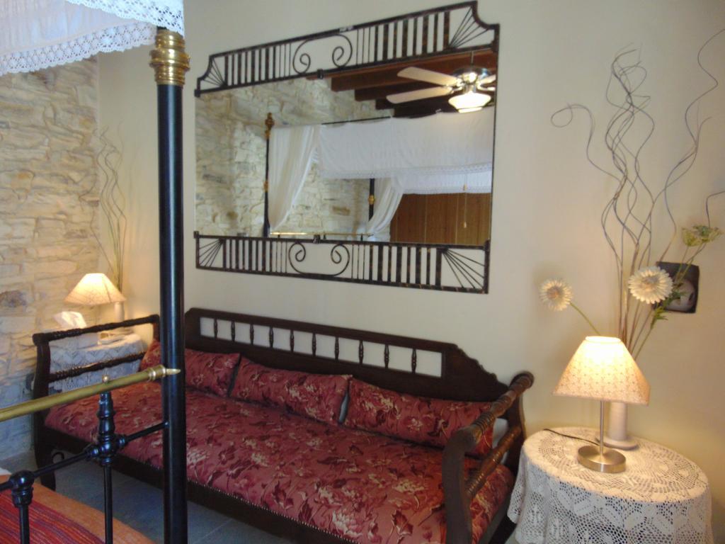 Charalambos Holiday Cottage Kalavasos Room photo